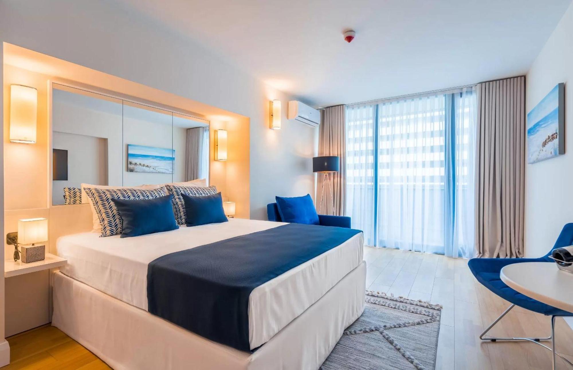 Panorama Sea View Central City Batumi & Aparthotel Екстер'єр фото