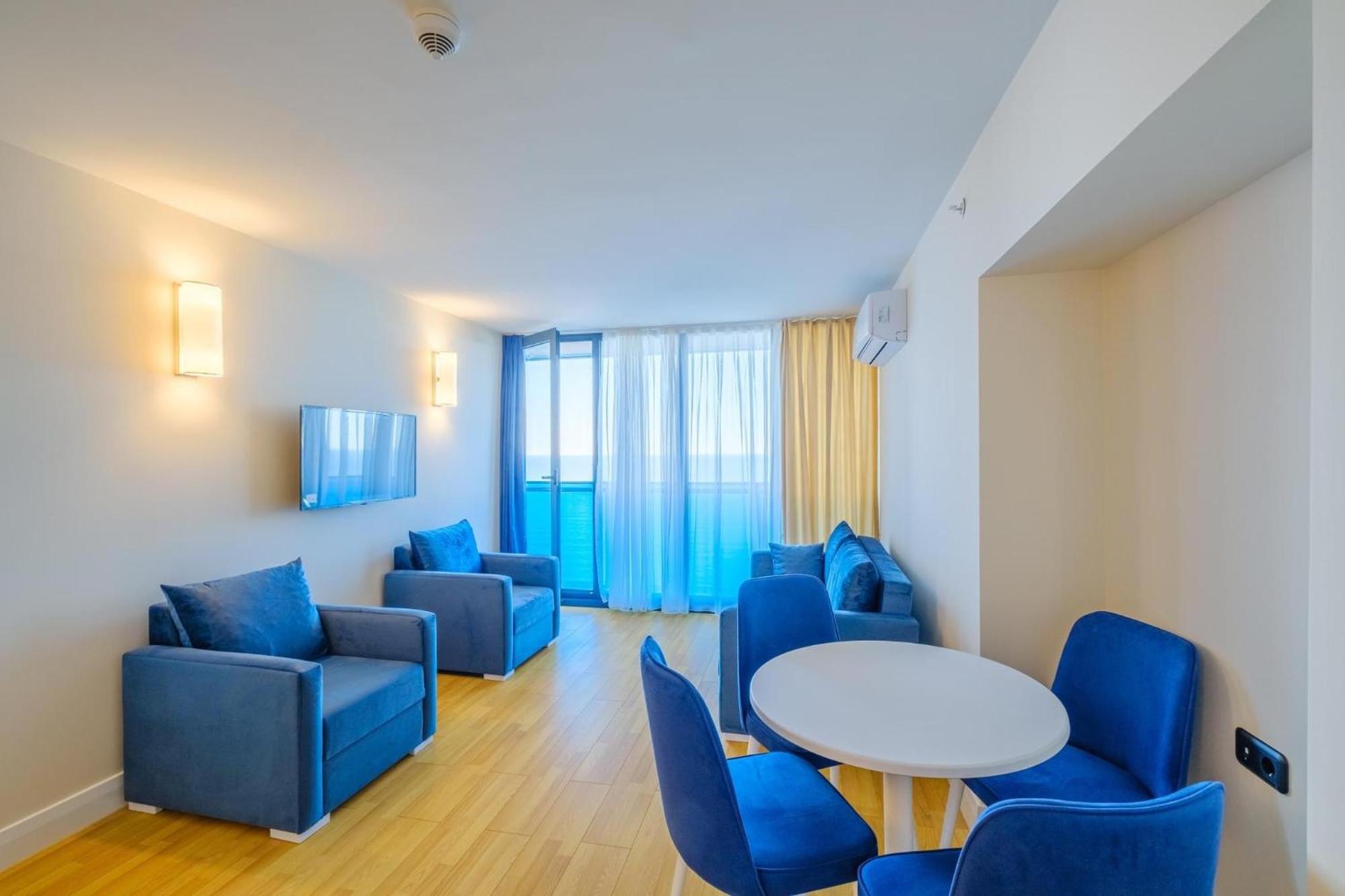 Panorama Sea View Central City Batumi & Aparthotel Екстер'єр фото
