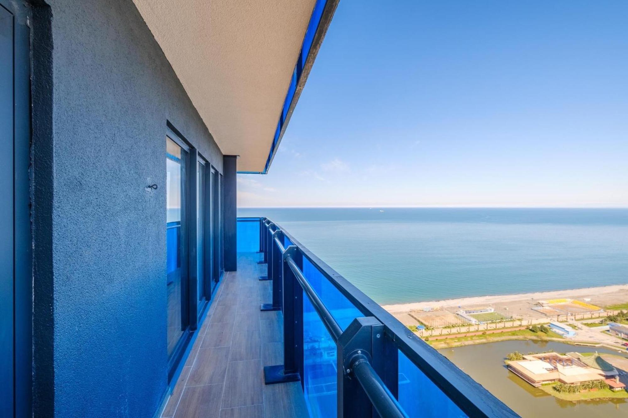 Panorama Sea View Central City Batumi & Aparthotel Екстер'єр фото